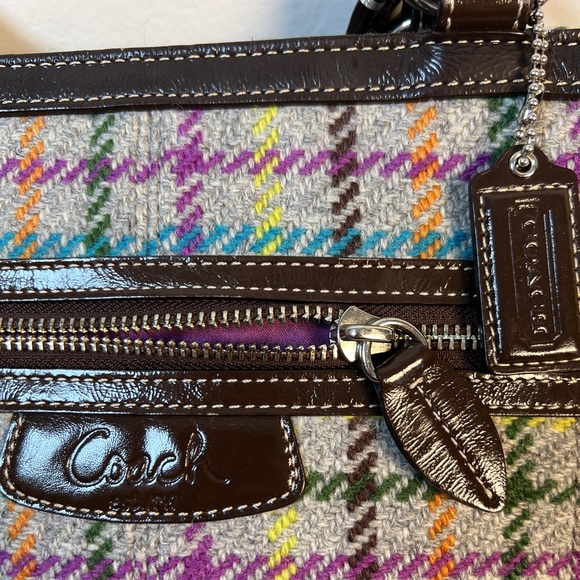 COACH Wool Tattersall Purse in Grey Plaid with lilac satin interior - Picture 4 of 11